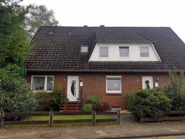 Mehrfamilienhaus zum Kauf provisionsfrei 329.000 € 7 Zimmer 194 m² 1.019 m² Grundstück Finkenstraße 3 Neuenkirchen Neuenkirchen 29643