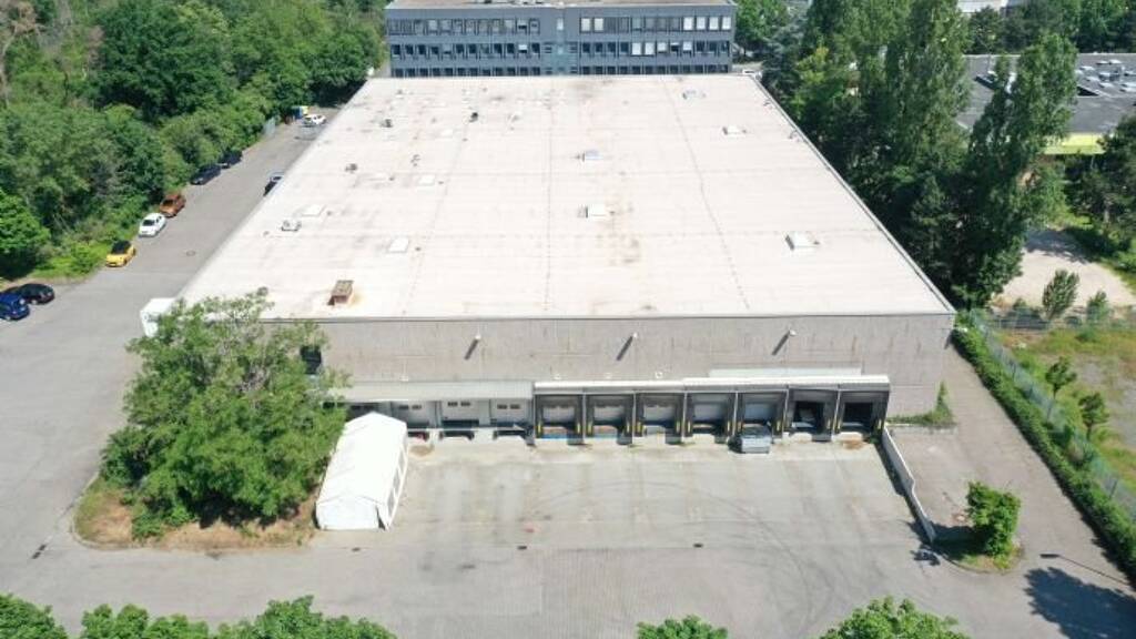 Lagerhalle zur Miete 5,50 € 6.320 m² Lagerfläche teilbar ab 1.000 m² - Ginsheim-Gustavsburg 65462