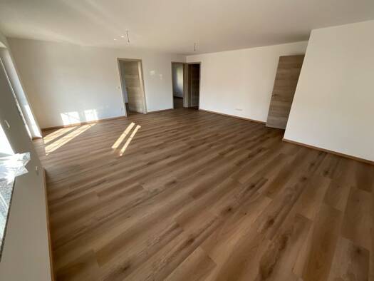 Wohnung zur Miete 1.250 € 4 Zimmer 96 m² Geschoss 1/2 frei ab sofort Kirchstraße 3 Bernbach Bidingen 87651