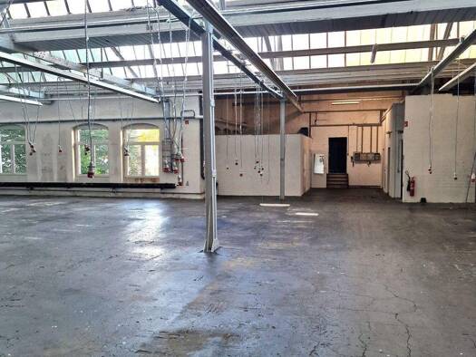 Lagerhalle zur Miete 1.747 m² Lagerfläche Langerfeld Wuppertal 42389