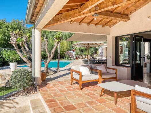 Villa zum Kauf 1.850.000 € 8 Zimmer 290 m² 2.074 m² Grundstück Nord Est Bormes-les-Mimosas 83230