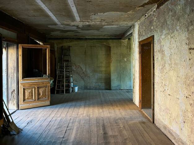 Mehrfamilienhaus zum Kauf 39.500 € 14 Zimmer 180 m² 280 m² Grundstück Glauchau 08371