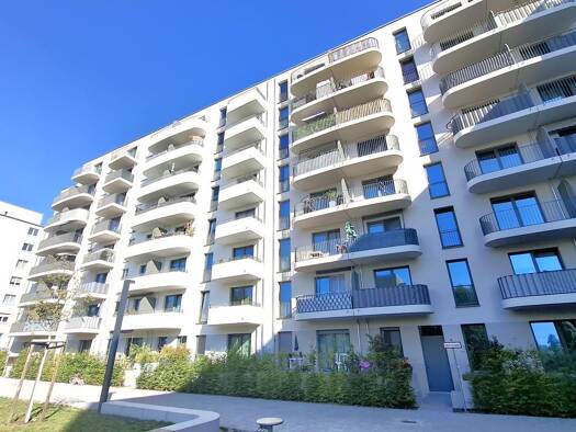 Wohnung zur Miete 1.019 € 2 Zimmer 63,7 m² EG frei ab 16.10.2026 Martin-Riesenburger-Straße 46 Hellersdorf Berlin 12627