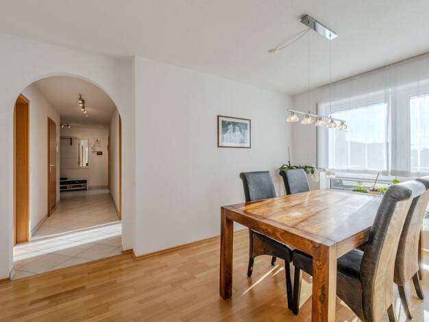 Wohnung zum Kauf 399.000 € 3,5 Zimmer 80 m² 2. Geschoss frei ab 01.01.2027 Möglingen 71696