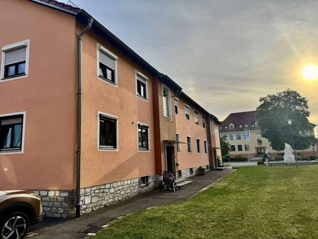 Wohnung zum Kauf 125.000 € 2 Zimmer 54,3 m² EG Maxhütte Maxhütte-Haidhof 93142