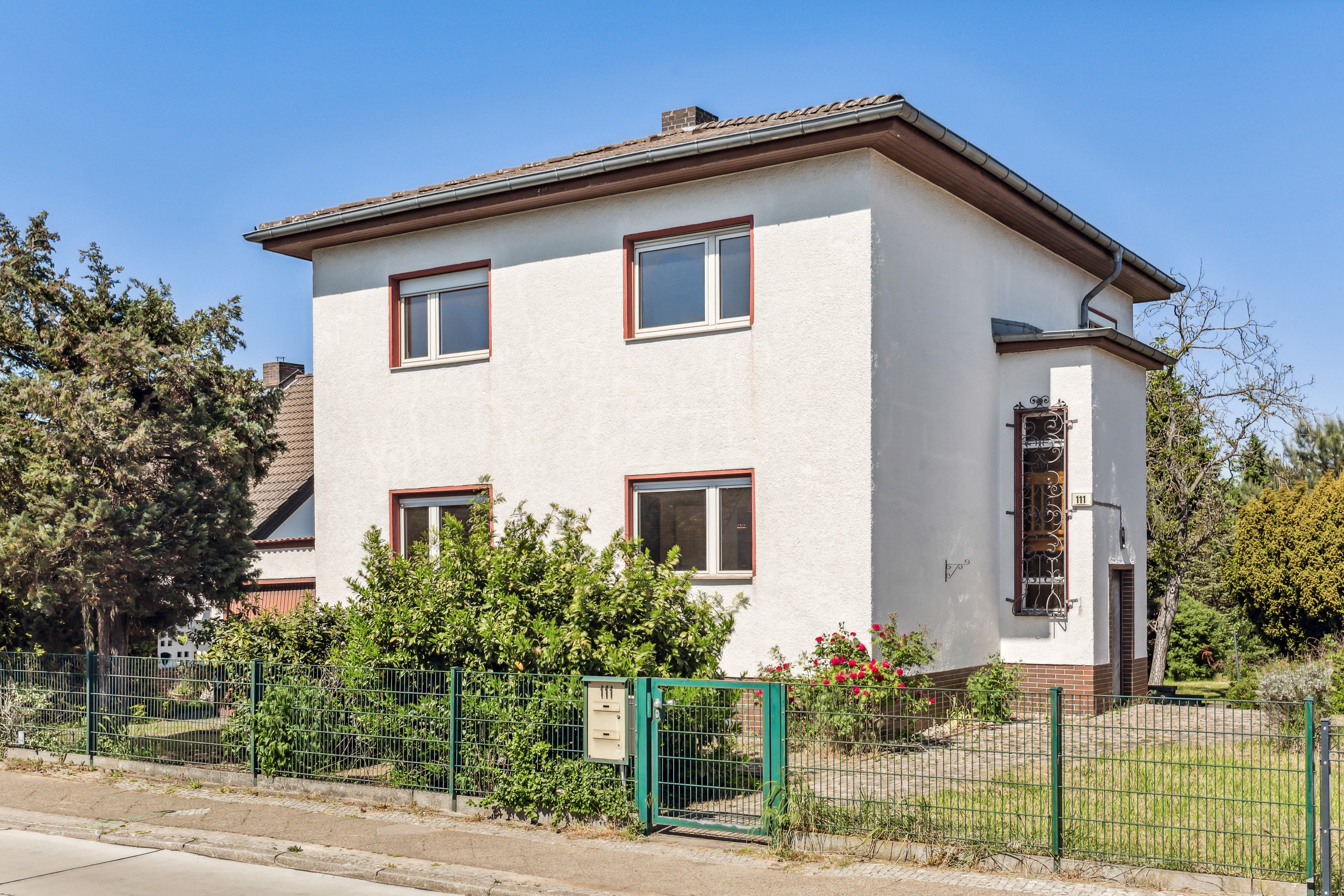 Einfamilienhaus zum Kauf 799.000 € 6,5 Zimmer 140 m²<br/>Wohnfläche 931 m²<br/>Grundstück Rudow Berlin (D) Rudow 12357