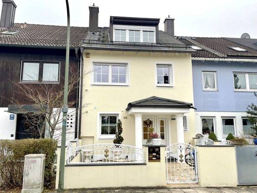 Reihenmittelhaus zum Kauf 1.690.000 € 5 Zimmer 183 m² 266 m² Grundstück Ramersdorf-Perlach München 81735
