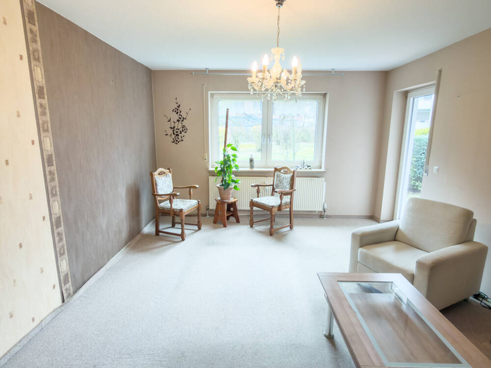 Immobilie in Rödental - Großzügige 4-Zimmer-Wohnung mit großer Terrasse und Tiefgaragenstellplatz in guter Lage von Rödental - Bild 3