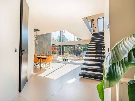 Einfamilienhaus zum Kauf 8 Zimmer 344 m² 1.074 m² Grundstück Schanze Hombruch 44227