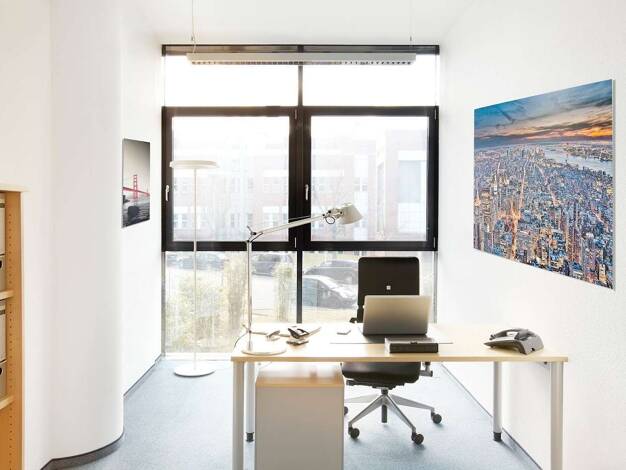 Bürofläche zur Miete provisionsfrei 32 m² Bürofläche teilbar ab 15 m² Leitzstraße 45 Feuerbach Stuttgart 70469