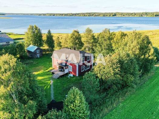 Einfamilienhaus zum Kauf 79.000 € 4 Zimmer 166 m² 2.213 m² Grundstück Övre Kukkola 150 Tornio 95391