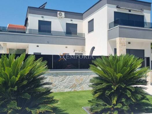 Einfamilienhaus zum Kauf - Erstbezug 670.000 € 5 Zimmer 176 m² Novigrad 23312
