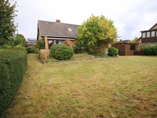 Einfamilienhaus zum Kauf provisionsfrei 639.500 € 7 Zimmer 174 m² 838 m² Grundstück Reinbek 21465