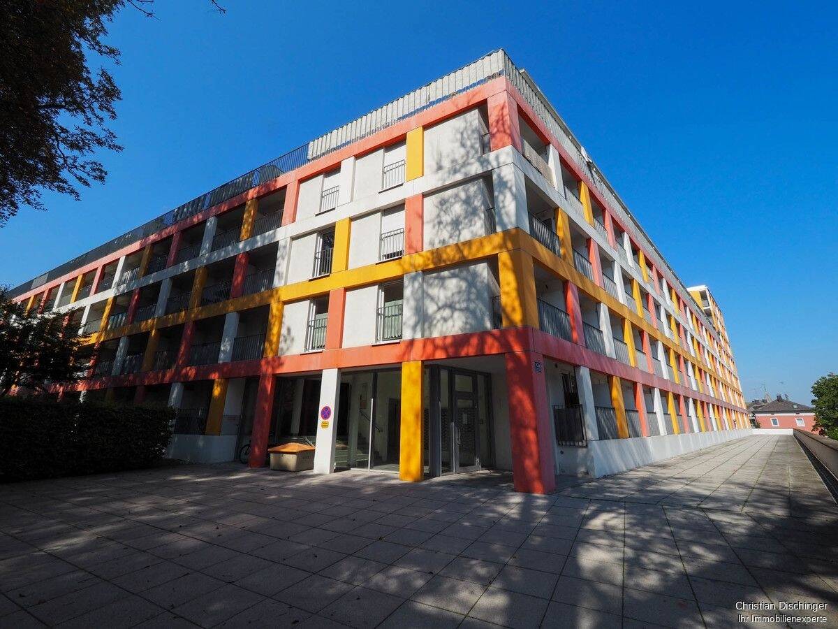 ** Zwischen Uni und Altstadt ** Helles Eckappartement zur Kapitalanlage