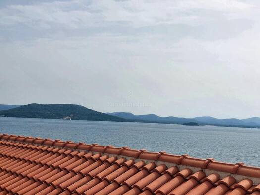 Haus zum Kauf 200.000 € 4 Zimmer 71 m² Betina