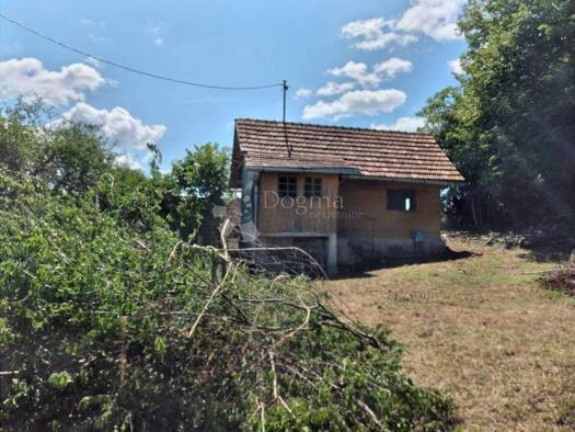 Haus zum Kauf 24.000 € 2 Zimmer 30 m² Gvozd