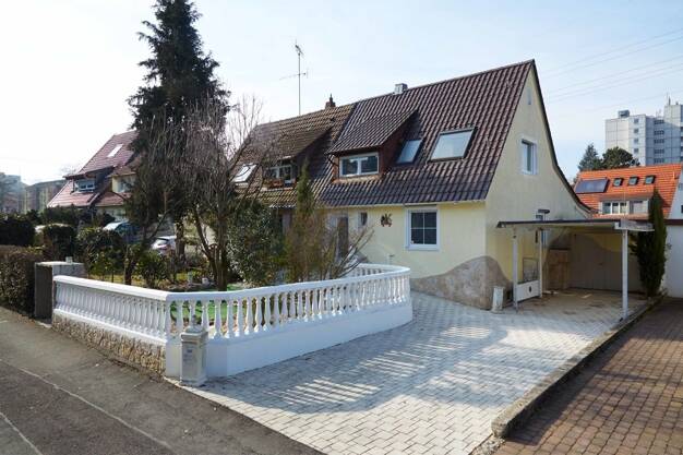 Doppelhaushälfte zum Kauf 4 Zimmer 100 m² 410 m² Grundstück Rot Stuttgart 70437