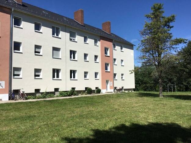 Wohnung zur Miete 896 € 4 Zimmer 86,5 m² 1. Geschoss frei ab 09.05.2026 Ebersdorfer Str. 25 Grone Göttingen 37081