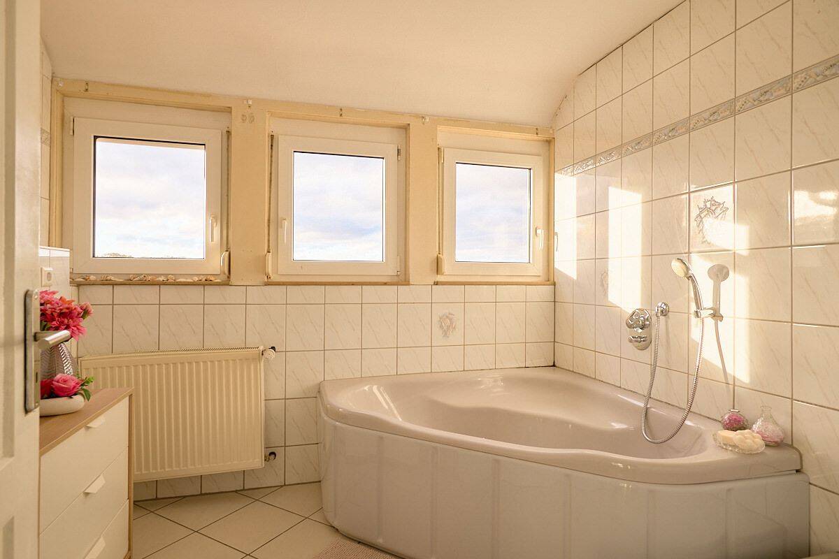 Einfamilienhaus zum Kauf - Mehr