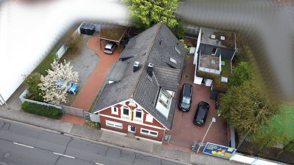 Mehrfamilienhaus zum Kauf als Kapitalanlage geeignet 679.000 € 11 Zimmer 324,8 m² 747 m² Grundstück Mitte Delmenhorst 27749