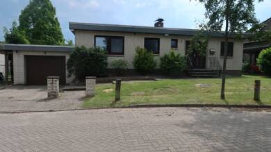 Haus zur Miete 1.450 € 4,5 Zimmer 114 m² 936 m² Grundstück frei ab 15.08.2025 Am Toberbusch 3 Tostedt Tostedt 21255