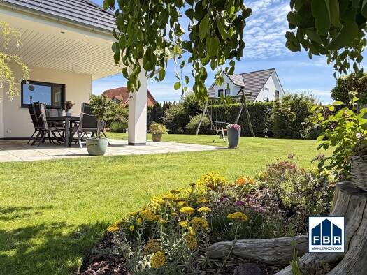 Einfamilienhaus zum Kauf 599.000 € 8 Zimmer 230 m² 1.114 m² Grundstück Lützow Lützow 19209