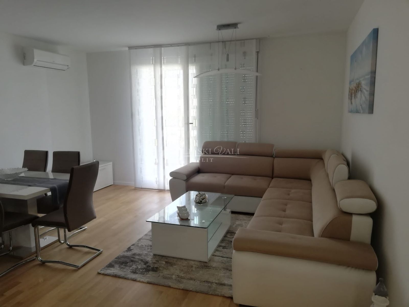 Wohnung zur Miete 1.100 € 2 Zimmer 70 m²<br/>Wohnfläche 2.<br/>Geschoss Pazdigrad