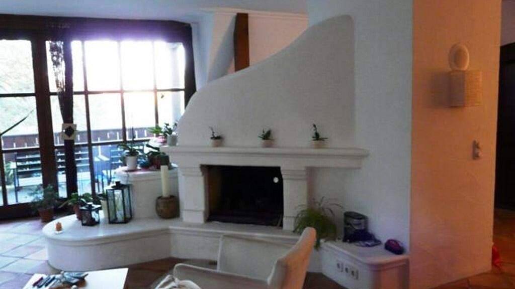 Wohnung zur Miete 705 € 2 Zimmer 94 m² 2. Geschoss frei ab 01.04.2026 Meerane 08393