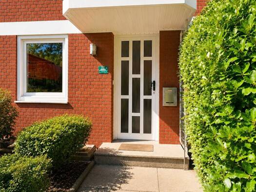 Reihenmittelhaus zum Kauf 369.000 € 4 Zimmer 120 m² frei ab sofort Utbremen West 28217