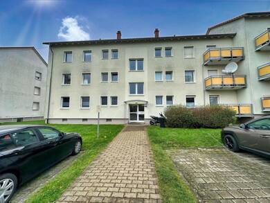 Wohnung zum Kauf 175.500 € 4 Zimmer 90 m² frei ab sofort Blumberg Blumberg 78176