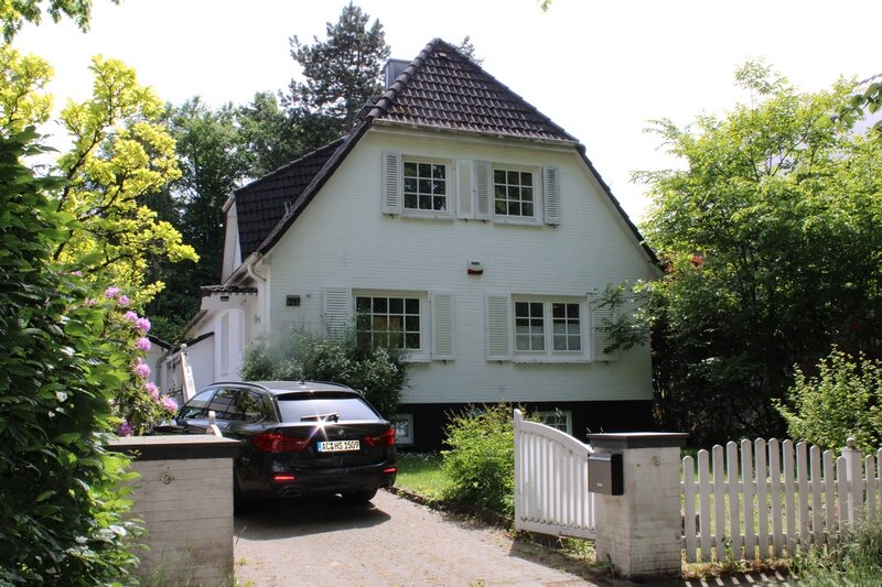 Haus zum Kauf provisionsfrei 300.000 € 5 Zimmer 185 m²<br/>Wohnfläche 1.000 m²<br/>Grundstück Müssenreder 21 Sasel Hamburg 22399