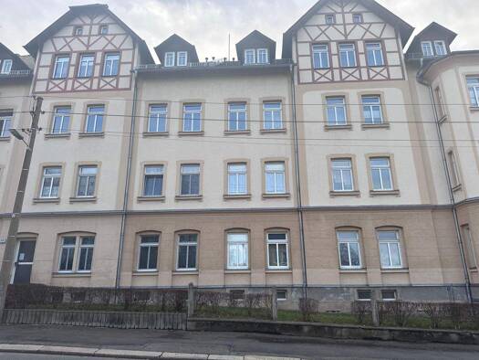 Wohnung zur Miete 360 € 2 Zimmer 61 m² 2. Geschoss Glauchau 08371
