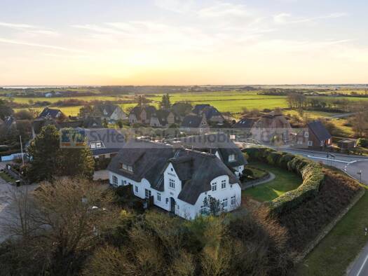 Wohnung zum Kauf 869.000 € 3 Zimmer 74 m² Wenningstedt Wenningstedt-Braderup 25996