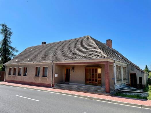 Einfamilienhaus zum Kauf 190.000 € 6 Zimmer 184 m² 1.533 m² Grundstück Neue Str. 25 Seyda Jessen (Elster) 06917