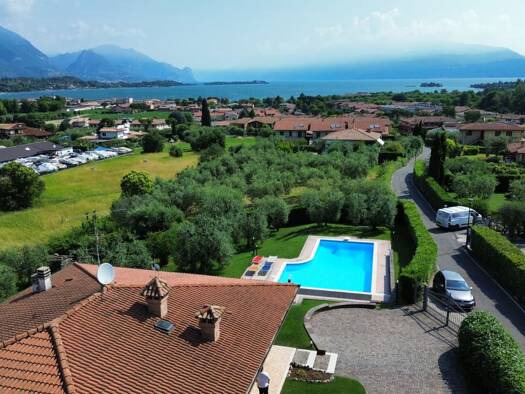 Villa zum Kauf 1.150.000 € 6 Zimmer 300 m² 1.700 m² Grundstück via rio d'avigo 8 Manerba del Garda 25080
