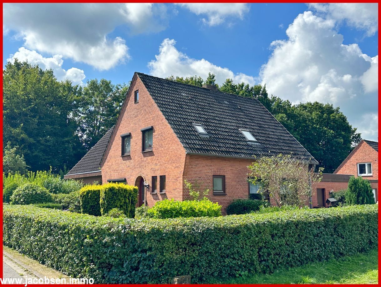 Einfamilienhaus zum Kauf 250.000 € 5 Zimmer 180 m²<br/>Wohnfläche 929 m²<br/>Grundstück Jübek 24855