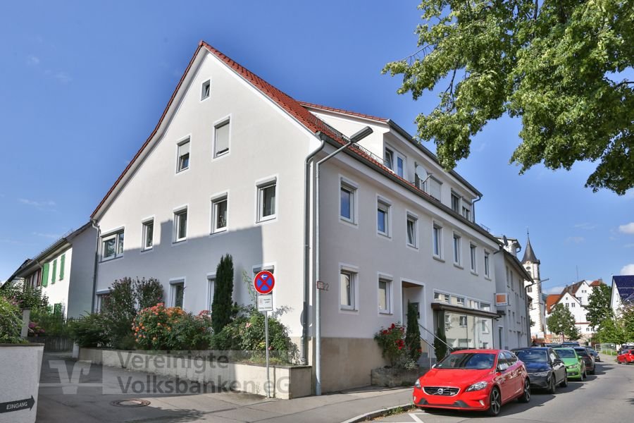 Mehrfamilienhaus zum Kauf 695.000 € 13 Zimmer 328,8 m²<br/>Wohnfläche 295 m²<br/>Grundstück Pfullingen 72793