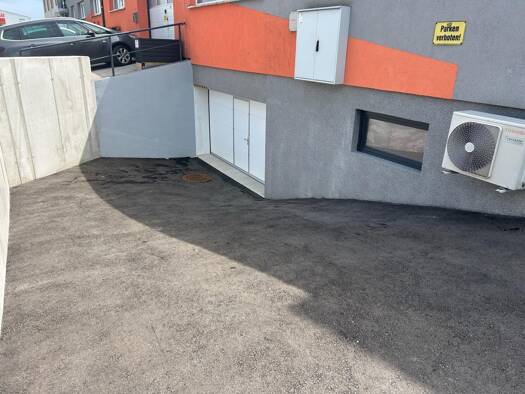 Werkstatt zur Miete 1.450 € 311 m² Lagerfläche Traun 4050