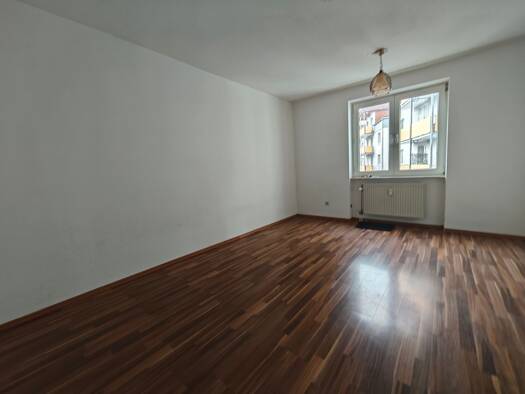 Wohnung zur Miete 300 € 1 Zimmer 23 m² 3. Geschoss Homburg 66424