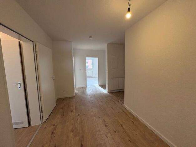 Wohnung zur Miete 654 € 3 Zimmer 77 m² EG Kurt-Schumacher-Ring 15 Brunsbüttel 25541