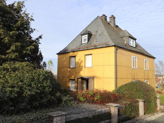 Villa zum Kauf 129.000 € 8 Zimmer 218 m² 1.732 m² Grundstück Straßdorf Schwarzenbach a.Wald 95131
