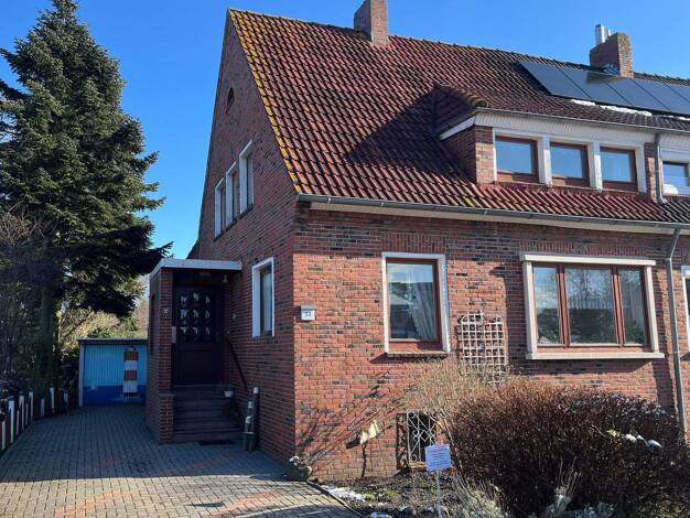 Doppelhaushälfte zum Kauf 239.000 € 5 Zimmer 155 m² 818 m² Grundstück frei ab sofort Conrebbersweg Emden 26721