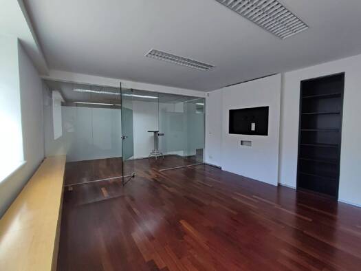 Bürofläche zur Miete 11,98 € 96,7 m² Bürofläche Döbling 1190