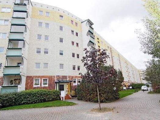 Wohnung zur Miete 361 € 2 Zimmer 51,5 m² 5. Geschoss Lorenzstr. 8 Dierkow-Neu Rostock 18146