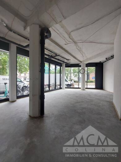 Laden zur Miete 2.250 € 1 Zimmer 90 m² Verkaufsfläche Sachsenhausen Frankfurt 60594