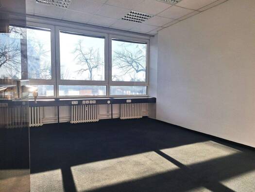 Büro zur Miete provisionsfrei 22,18 € 6 Zimmer 216,4 m² Bürofläche Heerstr. 32 Westend Berlin 14052