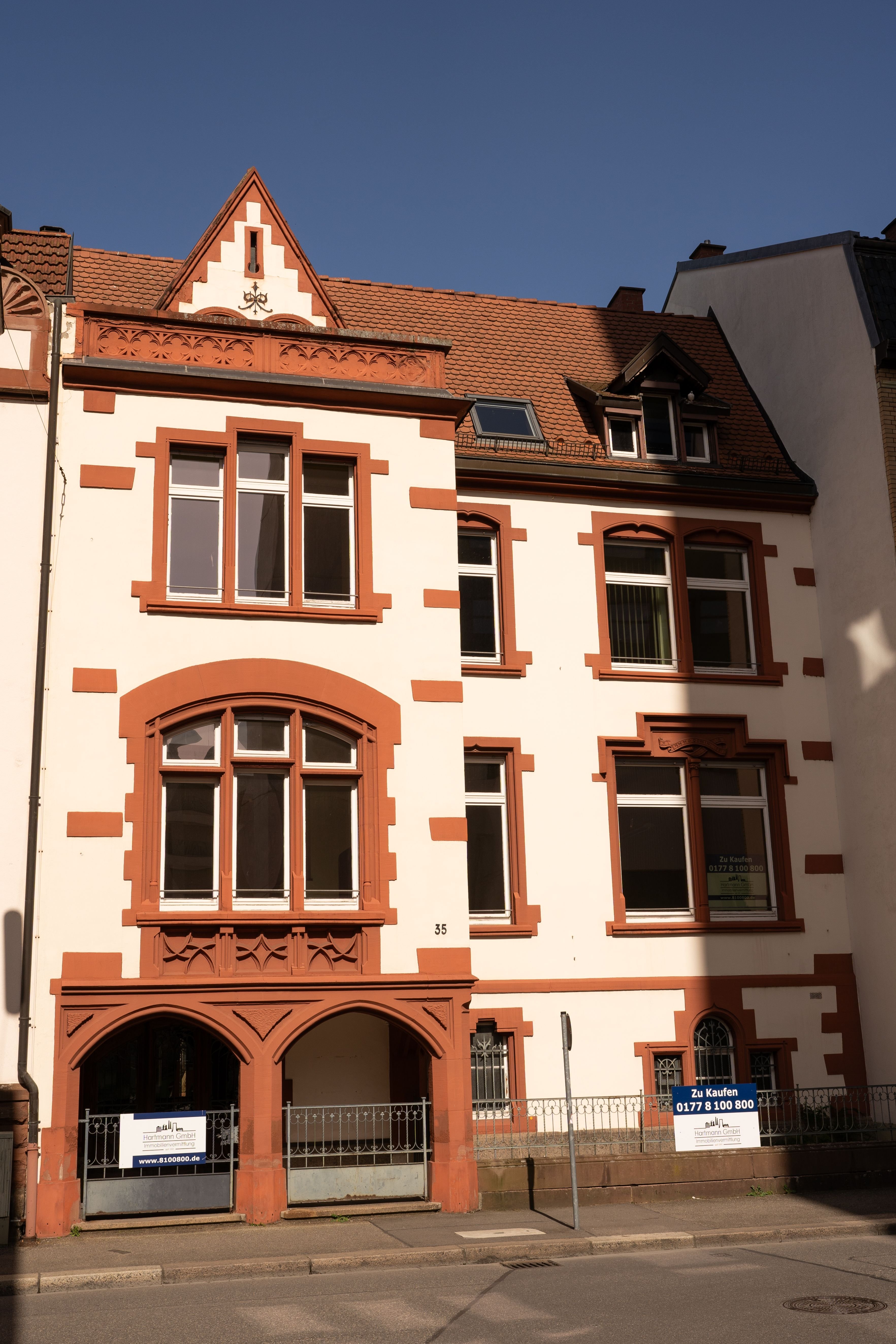 Haus zum Kauf 990.000 € 500 m²<br/>Wohnfläche 895 m²<br/>Grundstück ab sofort<br/>Verfügbarkeit Luisenstraße 35 Mitte Lörrach 79539