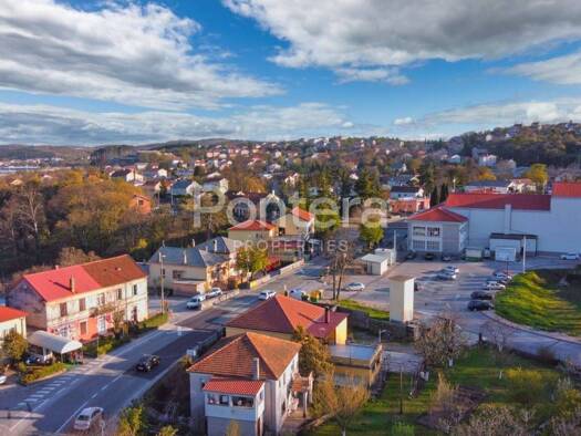 Haus zum Kauf 420.000 € 7 Zimmer 200 m² Cavle Cavle