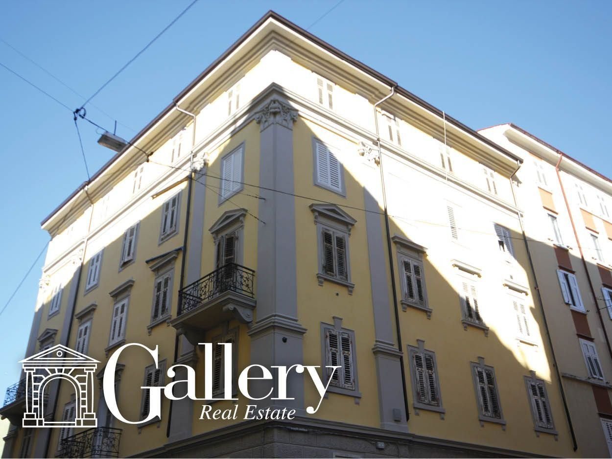 Studio zum Kauf 230.000 € 2 Zimmer 75 m²<br/>Wohnfläche 1.<br/>Geschoss ab sofort<br/>Verfügbarkeit Via dei Mirti Trieste 34100