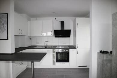 Wohnung zur Miete 670 € 2 Zimmer 55 m² 2. Geschoss frei ab sofort Norf Neuss / Norf 41469